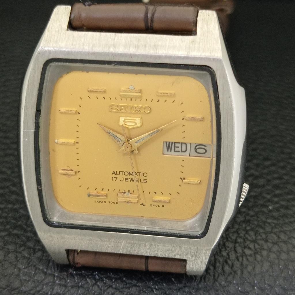 VINTAGE SEIKO 5 AUTOMATIC 7009A JAPAN MENS ORIGINAL DIAL WATCH A702381-5 R124-a702381