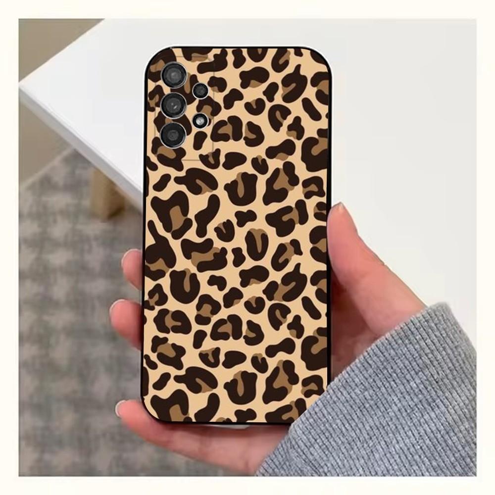 L-Leopard Print Phone Case For Samsung S25,S24,S23,S22,S20,S21,S10,Ultra,Plus,Lite,FE,Soft Silicone Black Cover