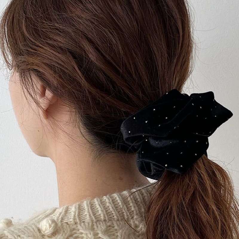 Oar Gold Dot Velvet Volume Scrunchie [Black]