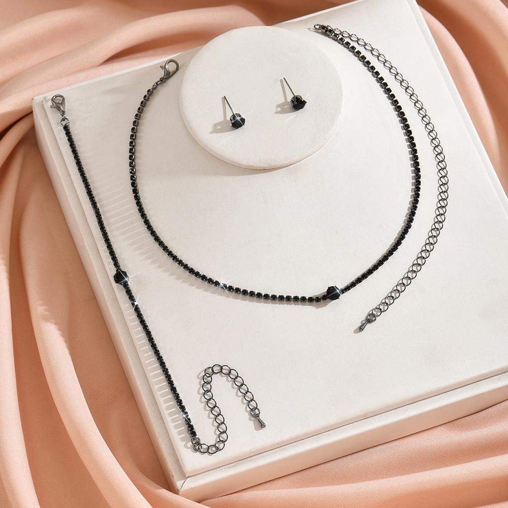 Ladies' fashionable, simple and versatile necklace, earring, bracelet, jewelry set suitable for daily wear, holiday gifts