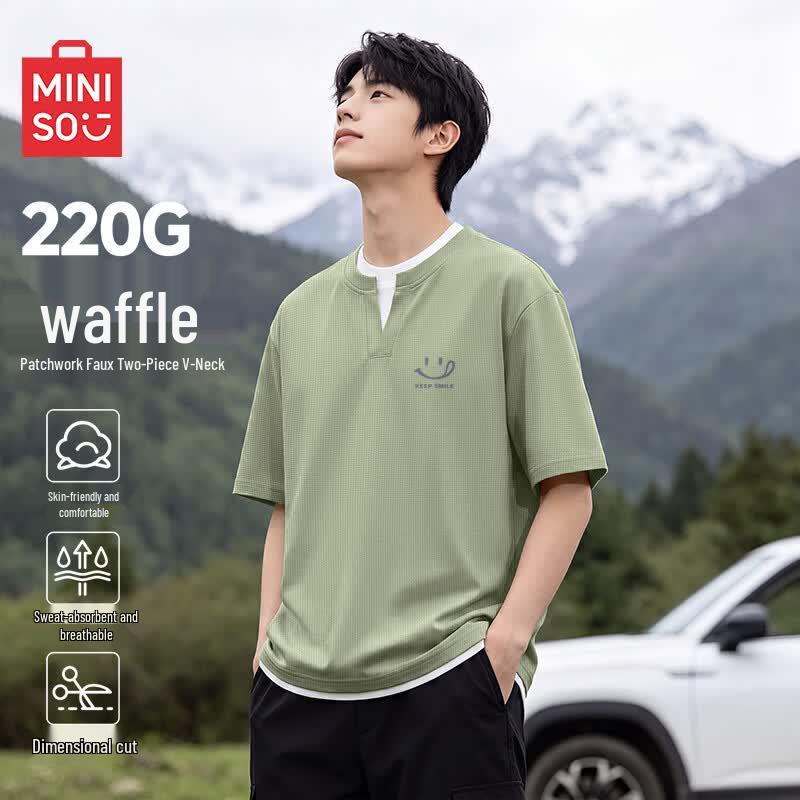 MINISO Men s Waffle Knit V-Neck Short Sleeve T-Shirt M