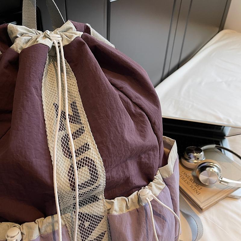 Versatile Drawstring Backpack - Lightweight Sports Bag for Tennis & Badminton Rackets, Perfect Gym & Travel Pack