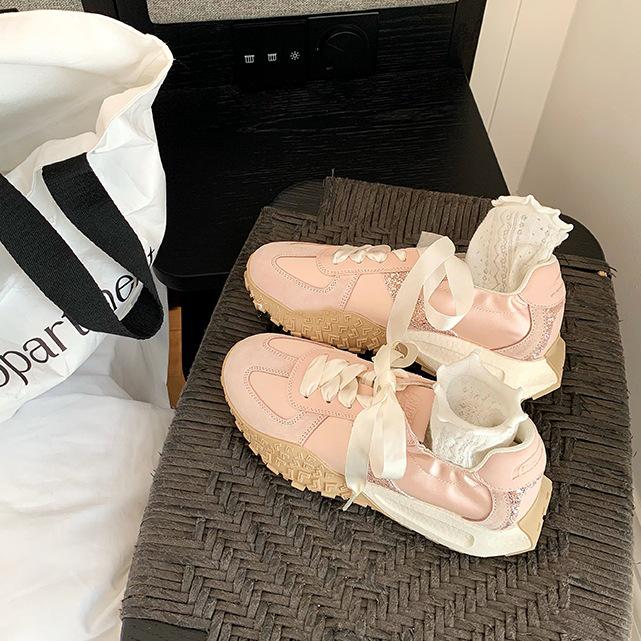 

2025 Женские зимние кожаные кроссовки на толстой подошве в корейском повседневном спортивном стиле 40 розовый