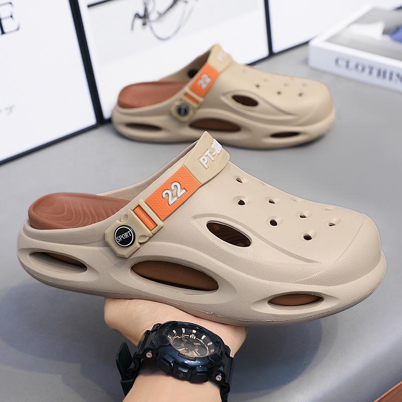 Baotou hole shoes new sandals men's beach shoes going out travel shoes casual student sandals tide
