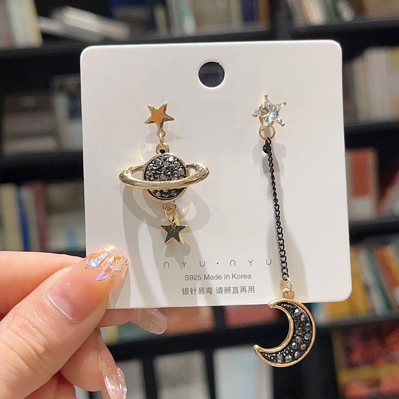 Asymmetrical Moon Star Dangle Earrings for Women Black Rhinestone Lovely Small Chic Girls Ear Accessories new in