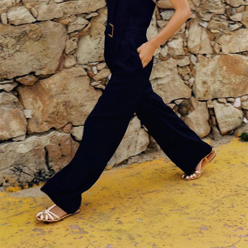 Fashion Luxury Gold Flat Sandals Women Summer Hollow Design Gladiator Sandals Comfortable Ankle Strap Casual Beach Shoes Mules Sandalias