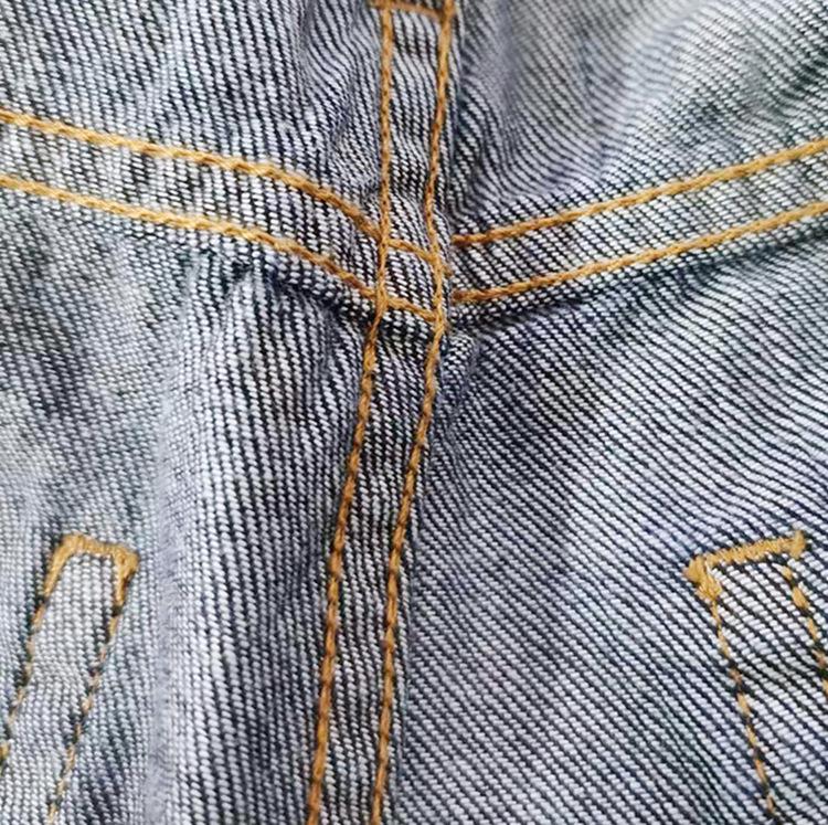 Okayama Selvedge Denim Jeans, Red Trim, Original Color, Dark Blue Cuffed Hem, Straight Leg, Slim Fit, Classic Retro Style.