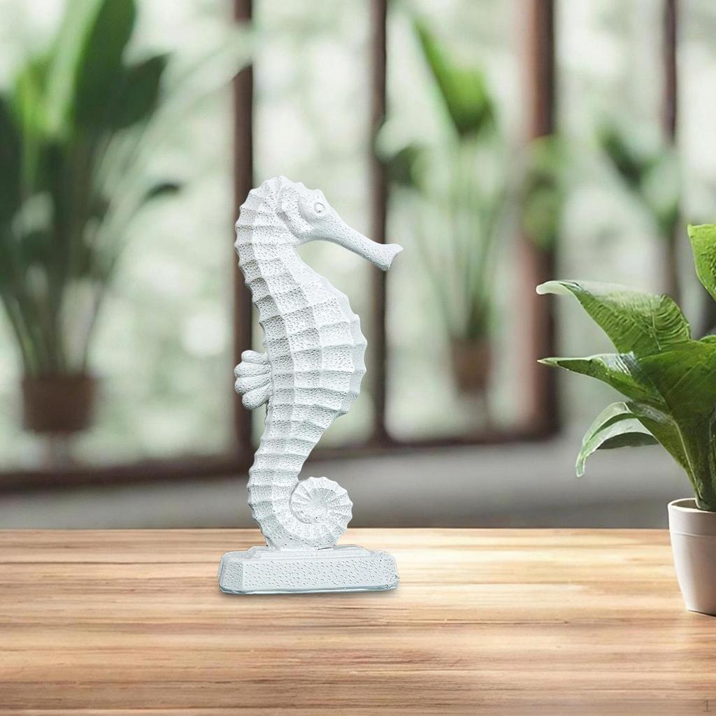 Collectible Seahorse Figurine, Detailed Craft for Home Display and Gifting