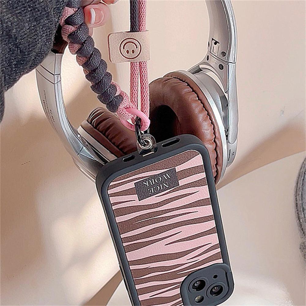 Cute Label Korean Mobile Phone Candy Color Twist Rope Bracelet Chain Black Rope For iPhone 14 13 12 11 Pro Max Samsung Flip 3 4