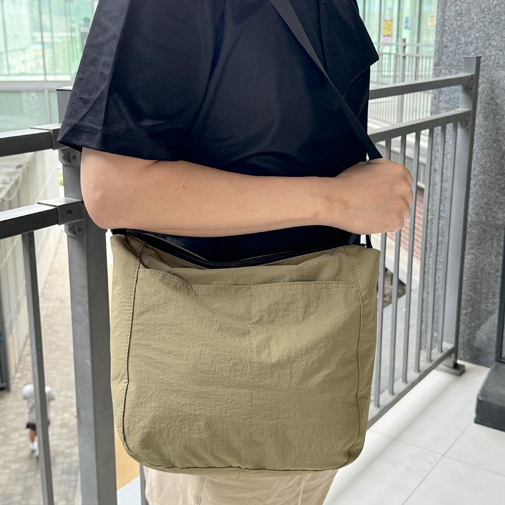 BRBAG BR_99910 Crossbody Bag