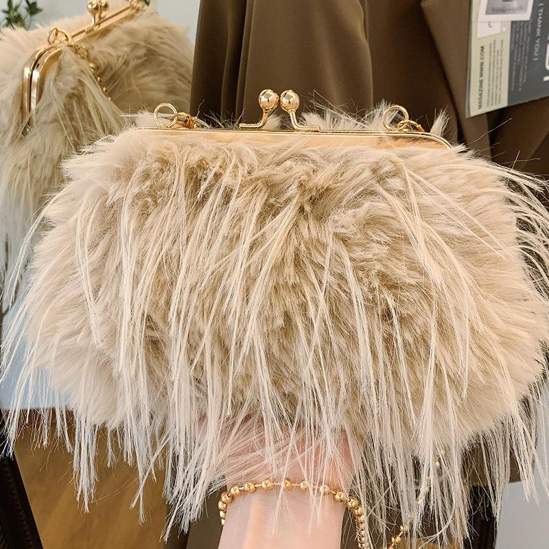 Autumn New Turkey Plush Bag 2025 Fashionable Solid Color Plush Bag High Value Shoulder Bag Oblique Chain