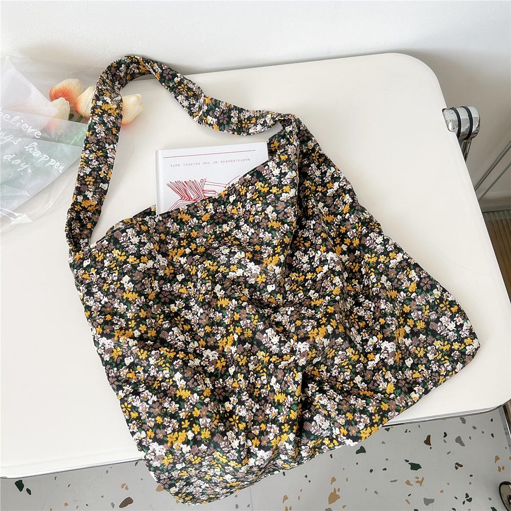 Knitted Mobile Phone Bag For Women In Spring And Autumn Cute Cartoon Versatile One Shoulder Diagonal Cross Bag Travel Coin Purse Small Handbag