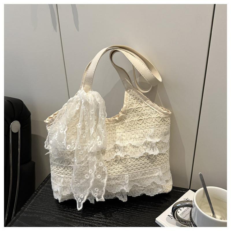 Elegant Solid Color Lace Decoration Women Casual Shoulder Bag For Casual Outings