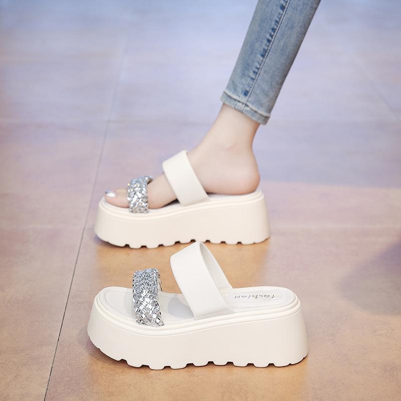 Rhinestone slippers women's summer wear new platform muffin shoes beach shoes sandals women
