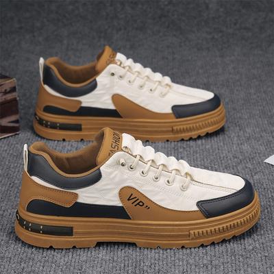 Lässiger Sneaker für Herren, verschleißfest, modisch, atmungsaktiv, trendig, bequem, für den Außenbereich, Plateau-Sneaker, Frühling, Main New