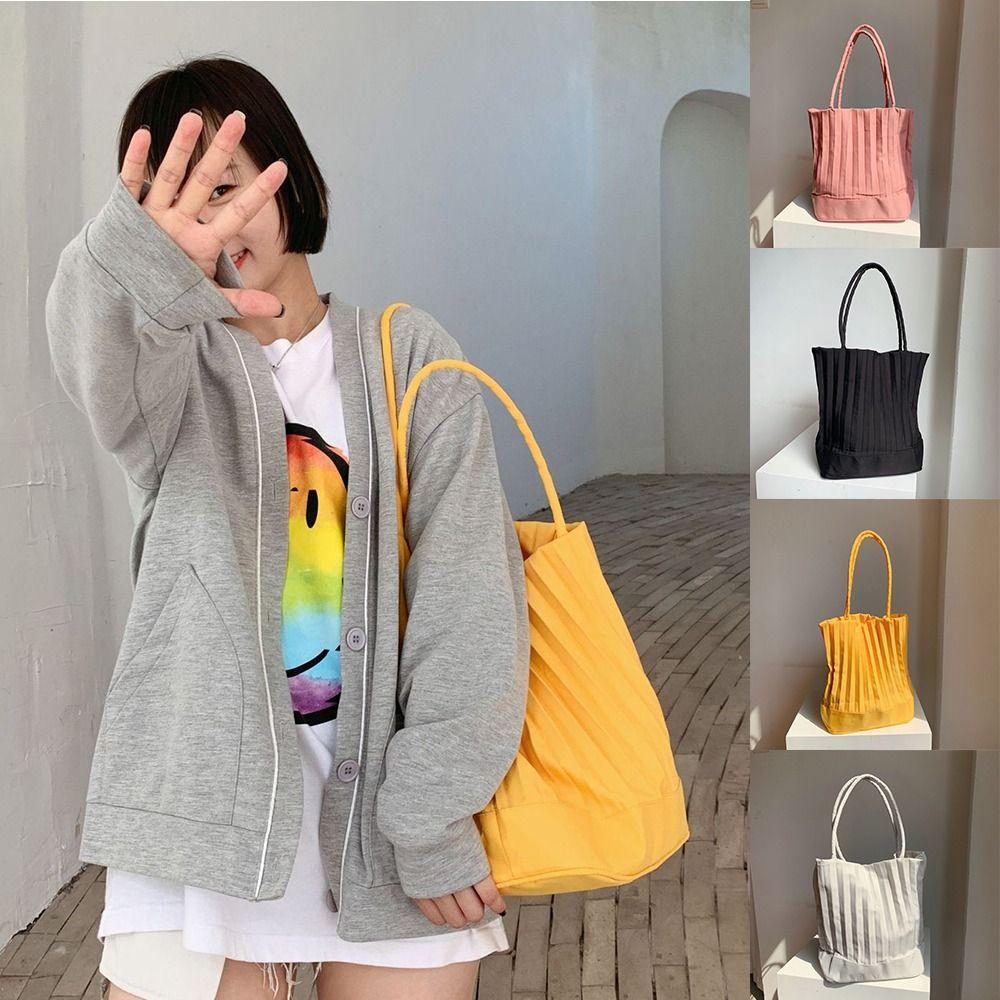 

Korean Style Pleated Bucket Bag Solid Color Shoulder Bag Lazy Style Texture Underarm Bag Travel
