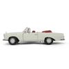 Maisto 1/18 scale diecast model Mercedes-Benz 280SE SE 1967 White (200-088)