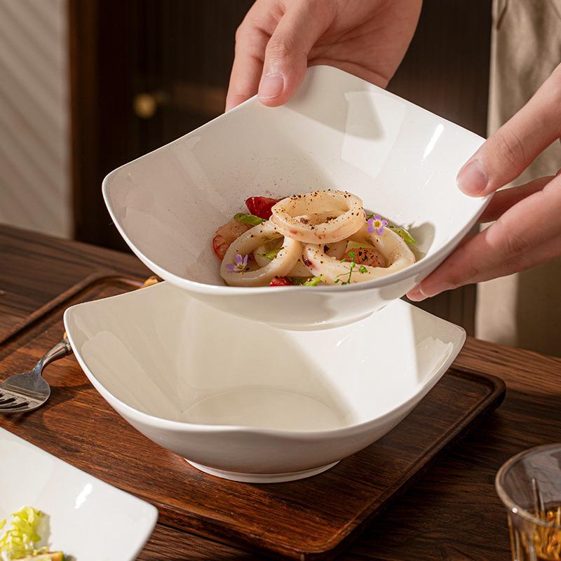 Nordic Ceramic Footed Bowl - Stylish and Versatile Dish for Salads, Soups, and Cold Dishes