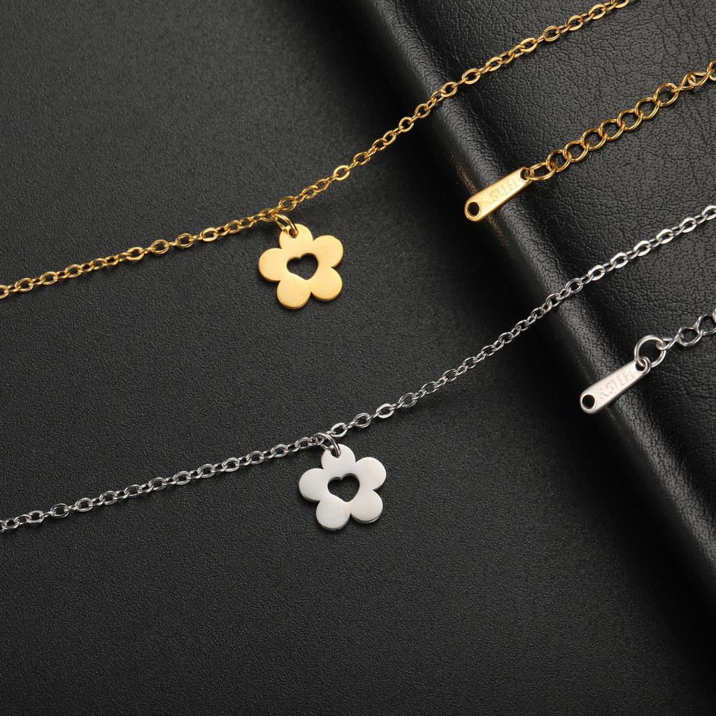 Teamer Adjustable Flower Heart Bracelet Stainless Steel Minimalist Jewelry for Women Girls Gold Color Lucky Charm Birthday Gift