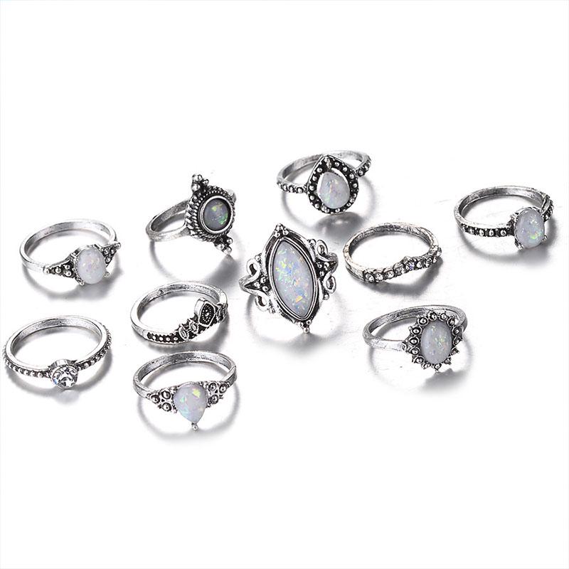 

National Alloy Vintage Wind Exaggerated Gemstone Combination Of 10 Sets Of Rings