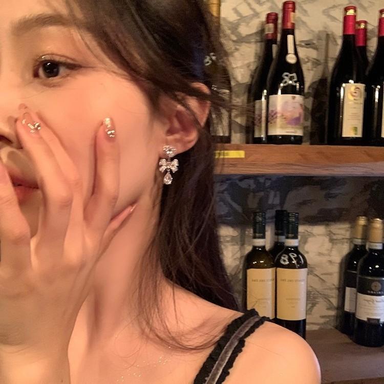 Summer Sweet Bow Tassel Earrings Light Luxury Niche Earrings Design Sense Premium Earrings Women's No Pierced Ear Clips
