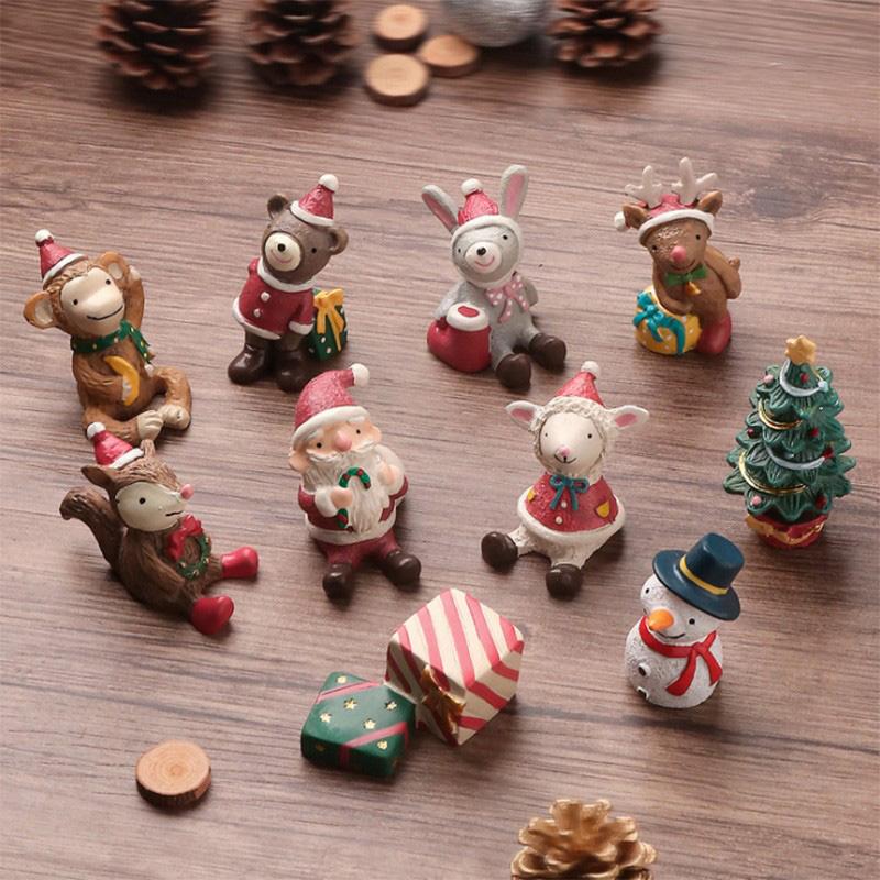 Miniature Santa Claus Elk Snowman Cute Animal Resin Micro Christmas Tree Ornaments Desktop Decoration Crafts Xmas Gifts