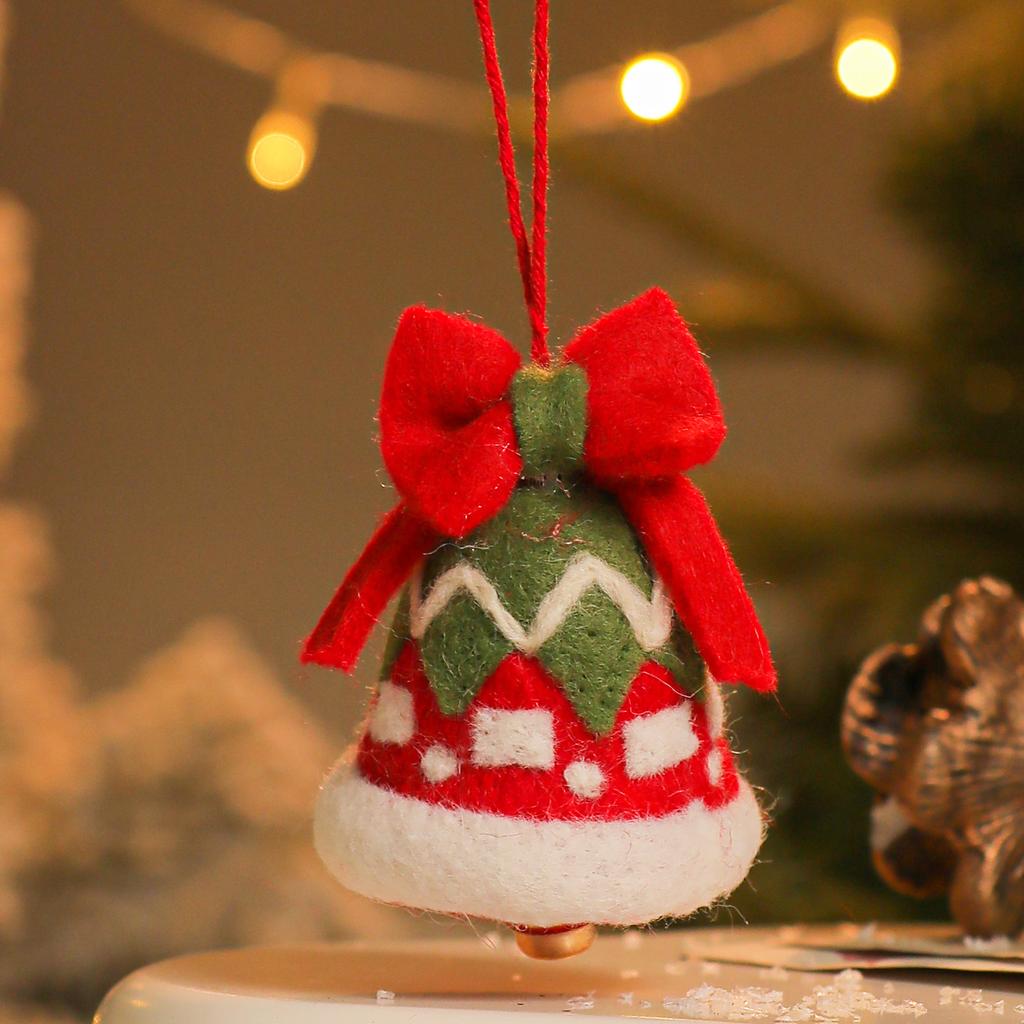 New Christmas Decoration Wool Felting Plush Christmas Bell Santa Claus Snowman Jingle Bell Christmas Tree Hanging Pendant