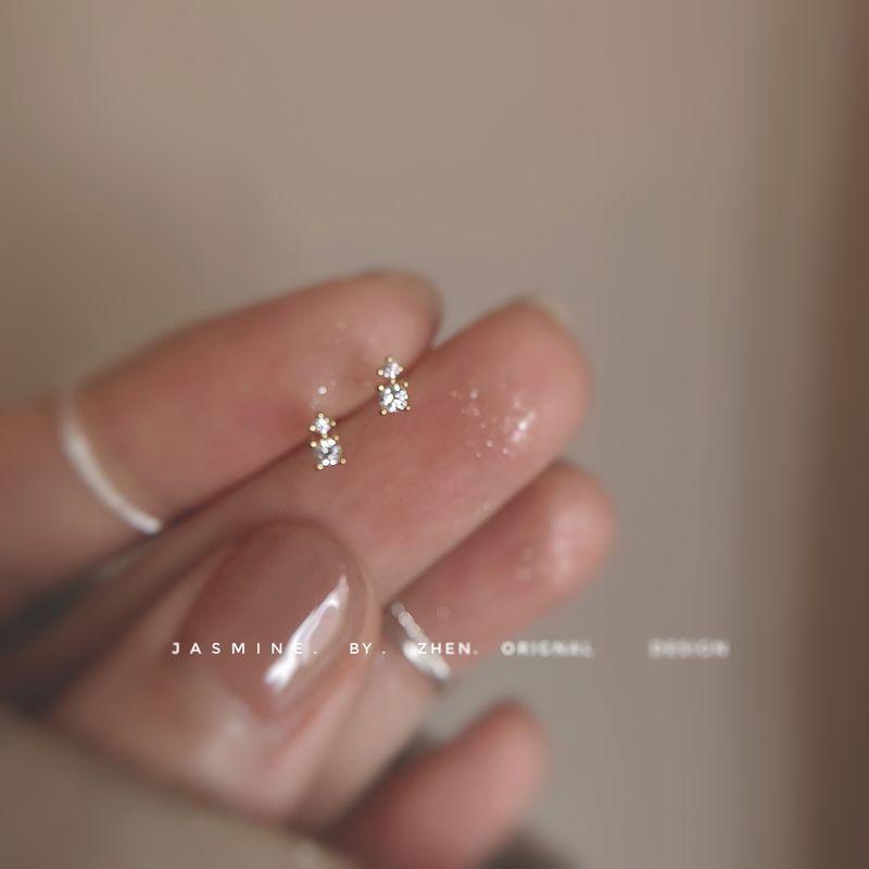 Sterling Silver Set of Bright Small Ear Studs Invisible Shiny Ear Bone Stud Ear-Caring Removal-Free before Sleep Earrings Female Earring Ear Bone Stud