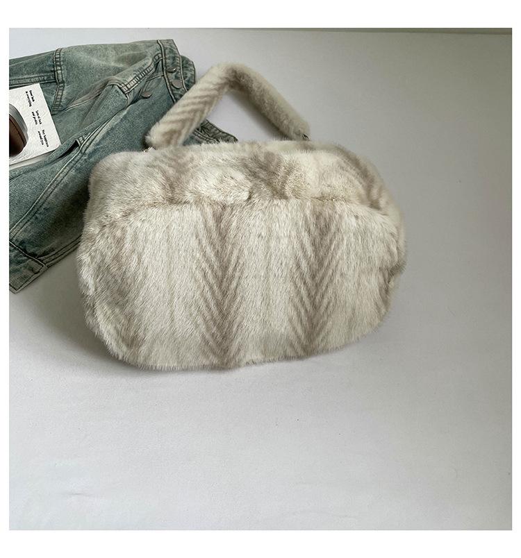 2025 Urban Minimalist Women's Furry Plush Tote & Shoulder Bag for Autumn/Winter