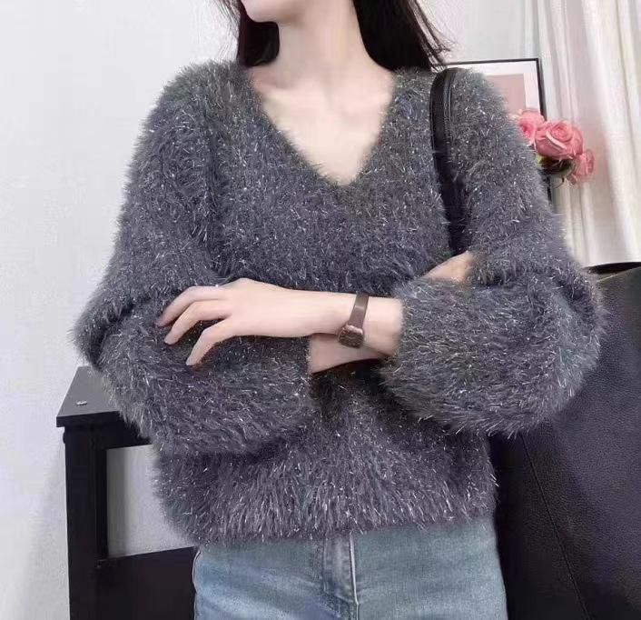 

Imitation mink velvet v-neck soft waxy knitted sweater top autumn and winter new casual fashion outer with bright silk pullover sweater women average size серый