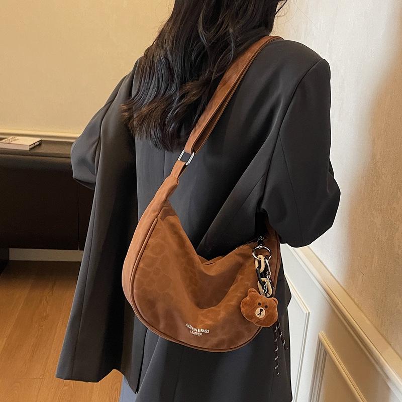 

2025 Autumn/Winter Leopard Print Single Shoulder Underarm Handbag - Korean Style Chic Fashion Bag 26*10*26 cm коричневый