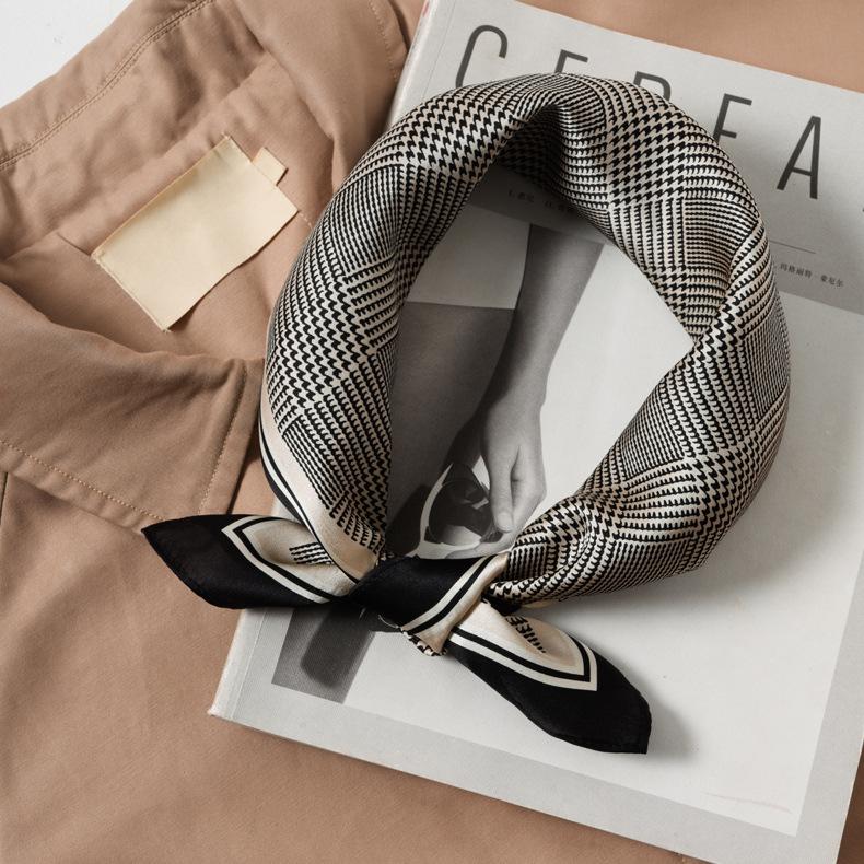 Silk Spring and Summer Silk Scarves, Seven-color Scarves, Small Necker Scarves, Digital Printed Silk Scarves, Small Square Scarves