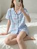 Süßes niedliches kariertes Pyjama-Set für Mädchen, Blau und Weiß, Sommer-Hauskleidung, Schlafanzug 2 Teile, Elegantes weiches atmungsaktives Blasenkrepp-Oberteil mit Schleifendruck und Shorts-Set