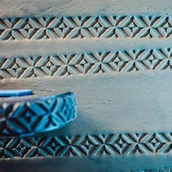 Clay Pattern Roller Pottery Tool Textured Clay Art Roller with Handle Clay Texture Tool for Clay Pottery DIY Projects