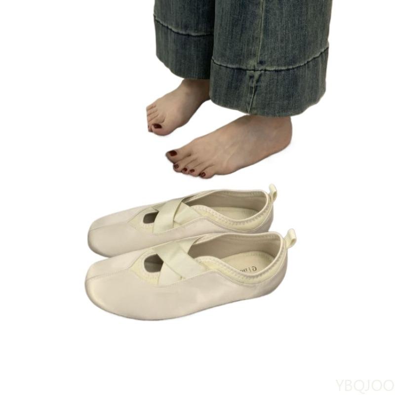 New Spring Lightweight breathable soft-soled shoes Elegant minimalist Flats Woman Casual Fashion versatile comfortable Sandals