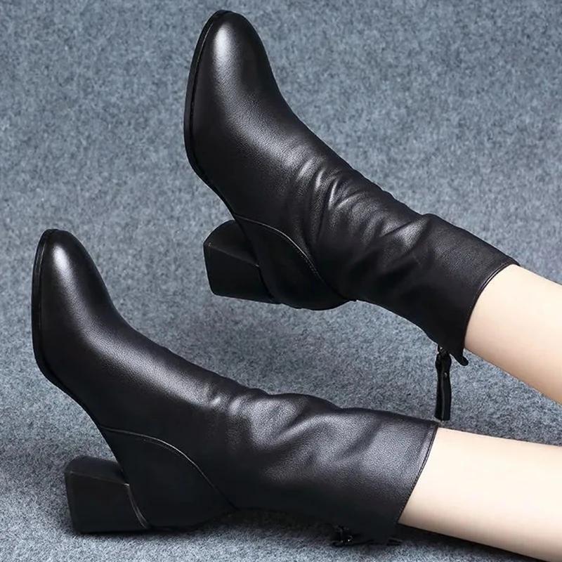 Fashion Autumn Winter Short Plush Ankle Boots Women Fashion Zipper Thick Heels Boots Woman Pleated Pu Leather Short Booties Women Boots