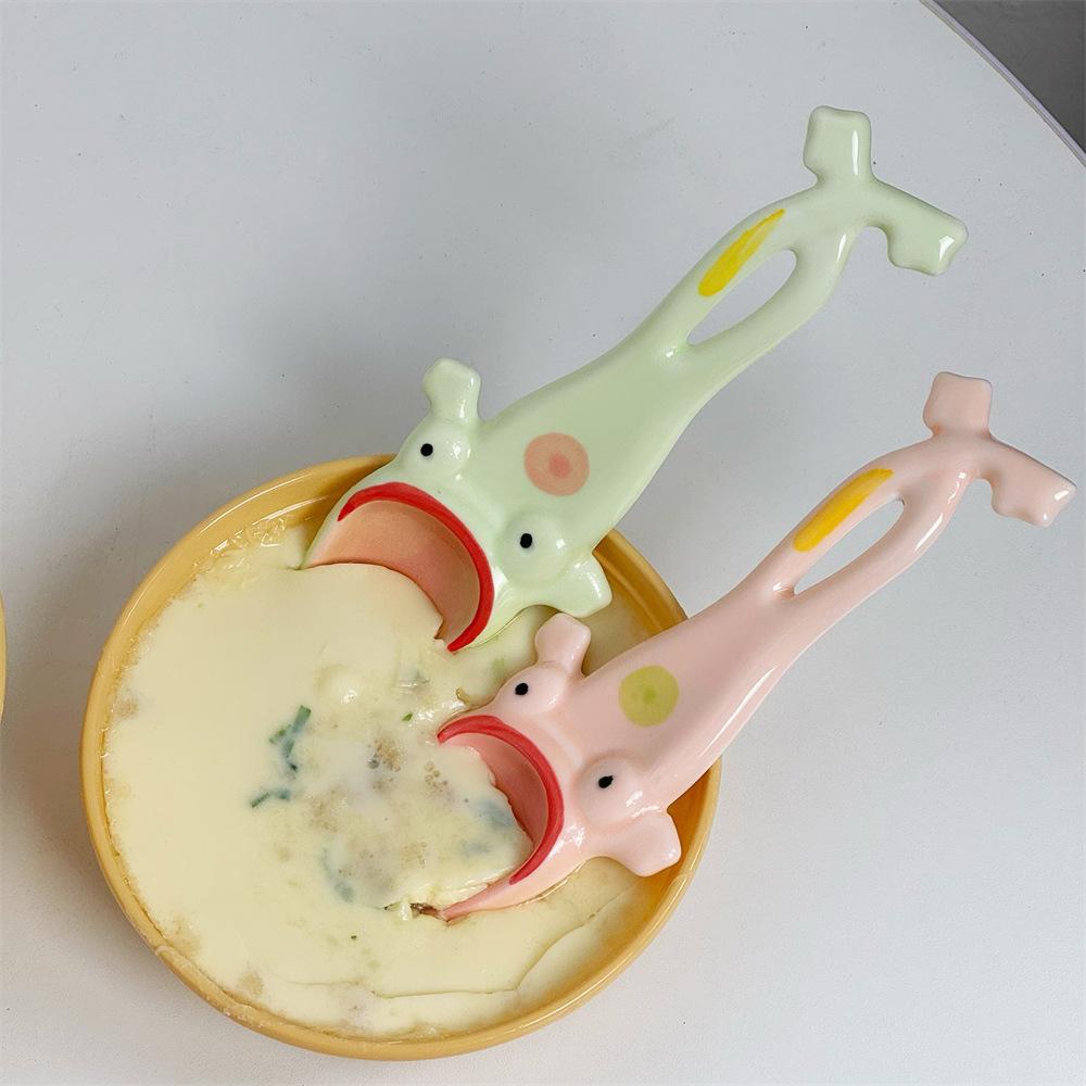 Baifenbai Home Furnishing Girls Ugly Frog Spoon Internet Celebrity Cure Big Mouth Ceramic Dessert Spoon Spoon Send Ugly Cute Gift Funny