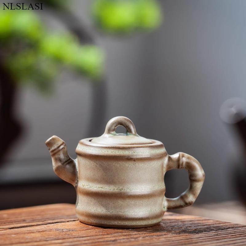 

1pc Chinese Style Ceramic Retro Mini Teapot Fingertip Teapot Household Tea Pet Ornaments Living Room Kitchen Supplies