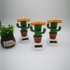1 STuks Auto Ornamenten Zonne-Ornamenten Schommelhoofd Cactus Vormige Ornamenten Cadeau Creatieve Interieur Auto Benodigdheden Auto Poppetje Ornamenten