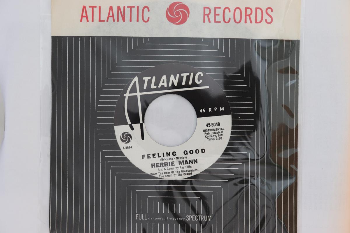 

7inch Record HERBIE MANN - Feeling Good / The Joker 455048 Atlantic 1965 US Jazz Used