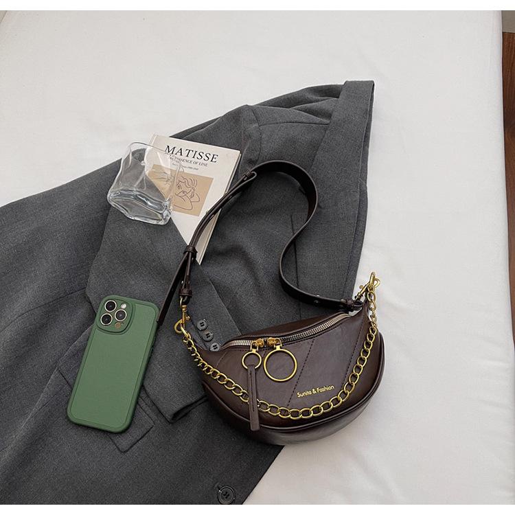 

High-end sense of simplicity trendy saddle bag women s small bag autumn and winter niche design shoulder bag texture crossbody bag