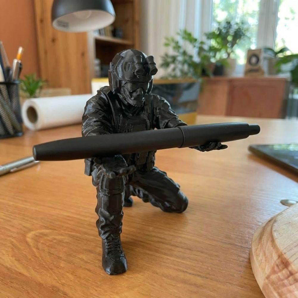 Unique Soldier Pen Holder Plastic Special Forces Figure Warrior Ornament Stationery 3D Printed Pen Stand Home Office