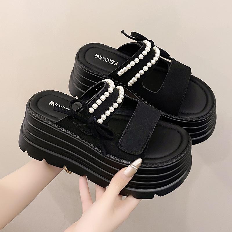 Muffin Thick-soled Heightening Cool Slippers Women's Summer Wear 2025 New Gentle Skirt Fashion Pearl High-heeled Sandals