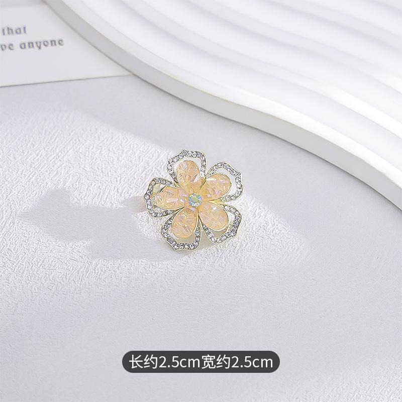 

Циркон квітка висококласна брошка жіноча висококласна брошка почуття дизайну нішева шпилька жіноча розкішна темпераментна вишукана фурнітура