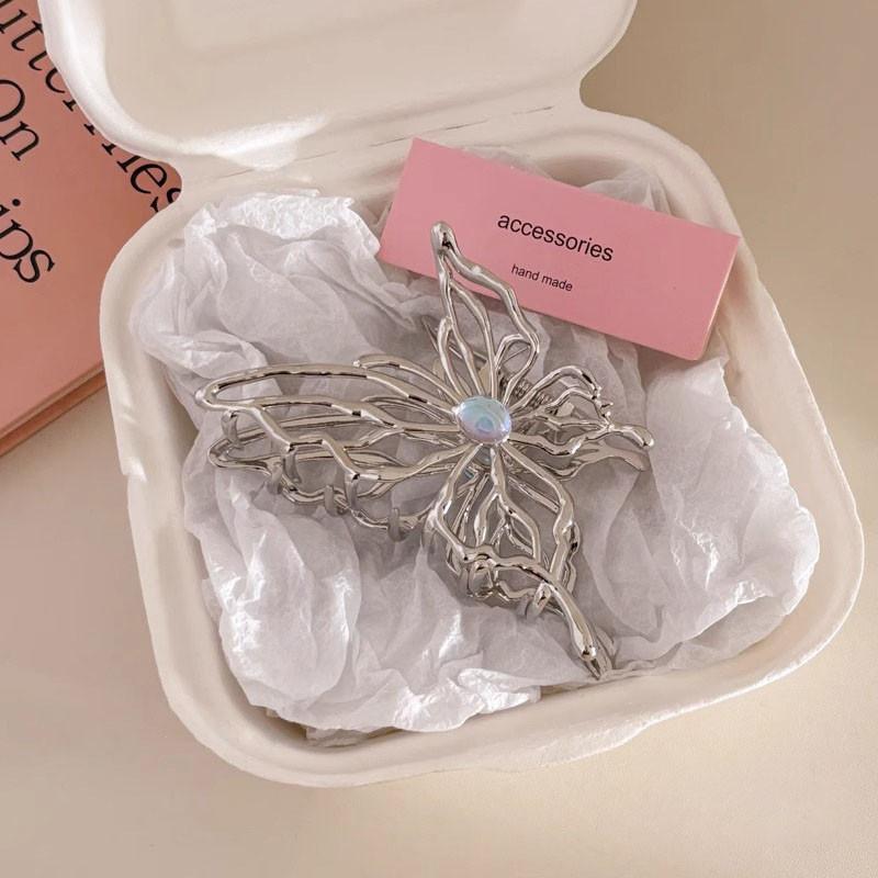 Large Butterfly Metal Hair Clip for Women Elegant Temperament Shark Hair Clip Fashion Girl Hair Clamp