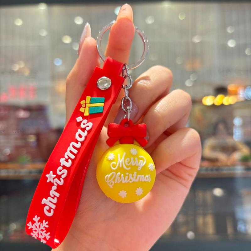 2Pcs Cartoon Cute Santa Claus Tree Keychain Christmas Party Decoration Bag Ornaments Car Key Pendant Exquisite Small Gift