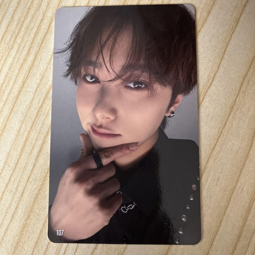 

[USED] INI XQUARE Takumi Ozaki Sacoche Trading Card 107