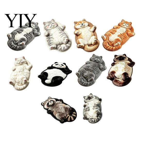 Easy to Clean Bedroom Rug Cozy Cat Shaped Floor Rug, Plush Cartoon Area Mat, Soft Whimsical Pet Themed Cover Crystal Velvet Decorative for Bedside And