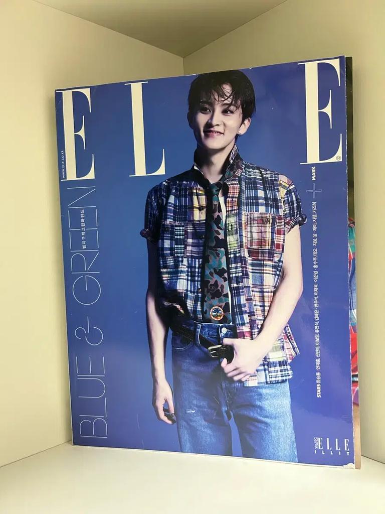 Ell April 2024, Elr March 2025, 2 Byun Woo-seok magazines Used