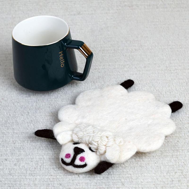 1 ks Podložka pod sklenici Ručně vyrobená Zvířecí prostírání Dekorace na kuchyňský stůl Podložka pod hrnek na kávu Roztomilá Vlněná plsť Vánoční dárek Dekorace na stůl